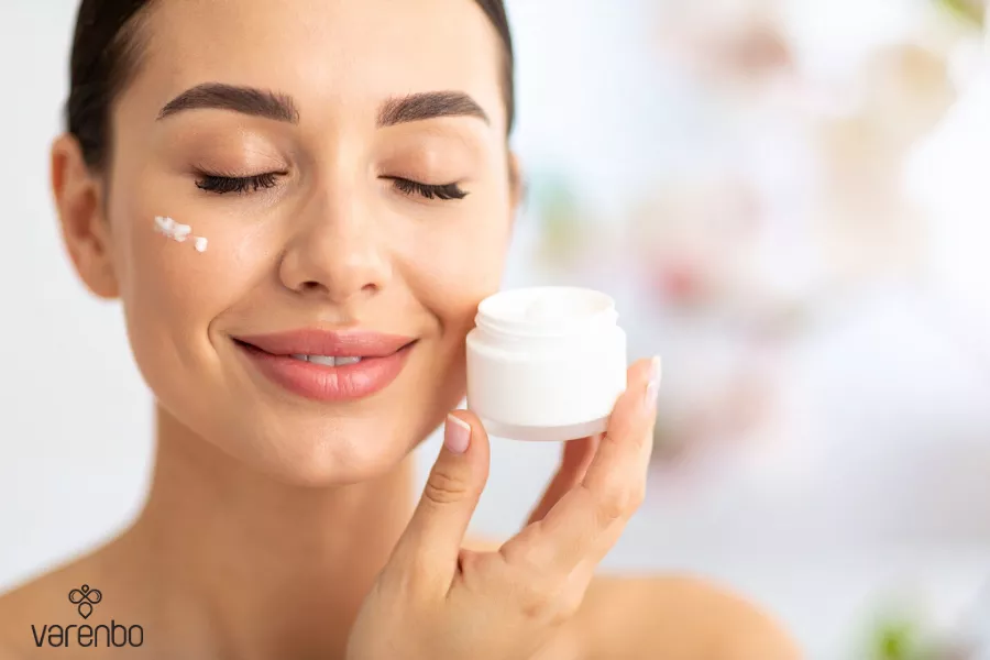 نشانه های کم یا زیاد استفاده کردن از کرم آبرسان